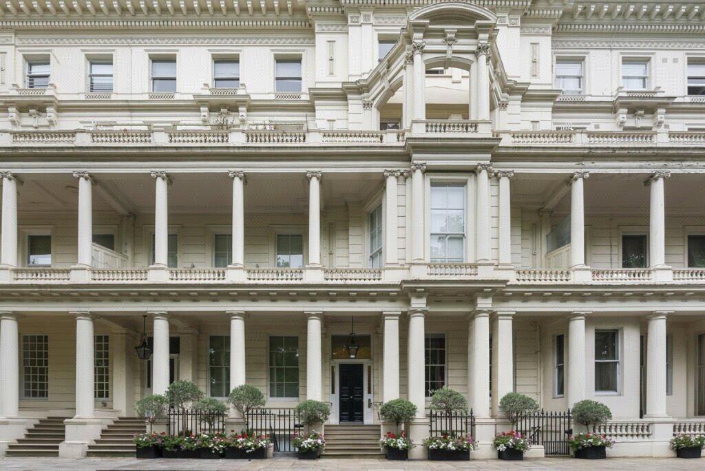4 bedroom apartment for sale in Lancaster Gate, Hyde Park, London, W2